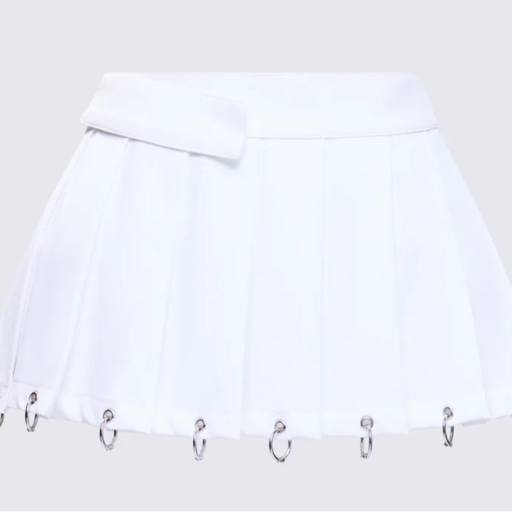 Extra Short Pleated Skirt with Ring Accents